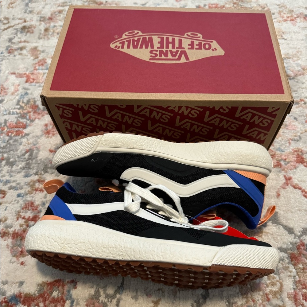 Vans ultrarange size 6 women’s